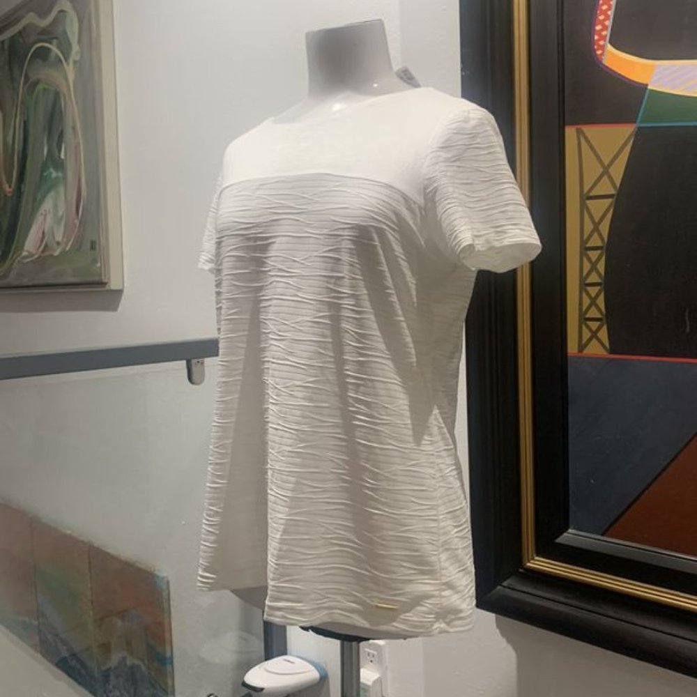 Calvin Klein women’s T-shirt